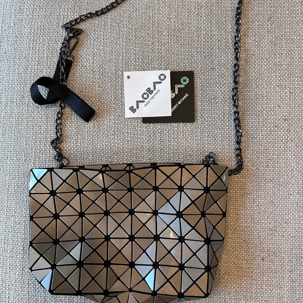 Metallic Silver Geometric Crossbody Bag